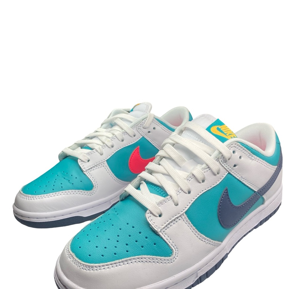 Nike White and Teal Sneakers - Picture 4 of 11